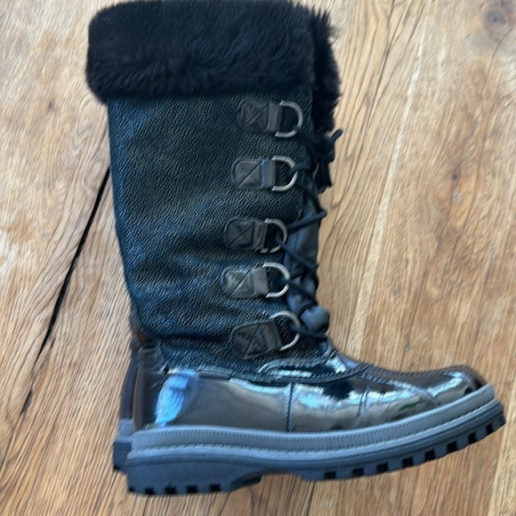 Khombu "Quechee Stingray" Black Suede Winter Boots Size 5M - Picture 8 of 10